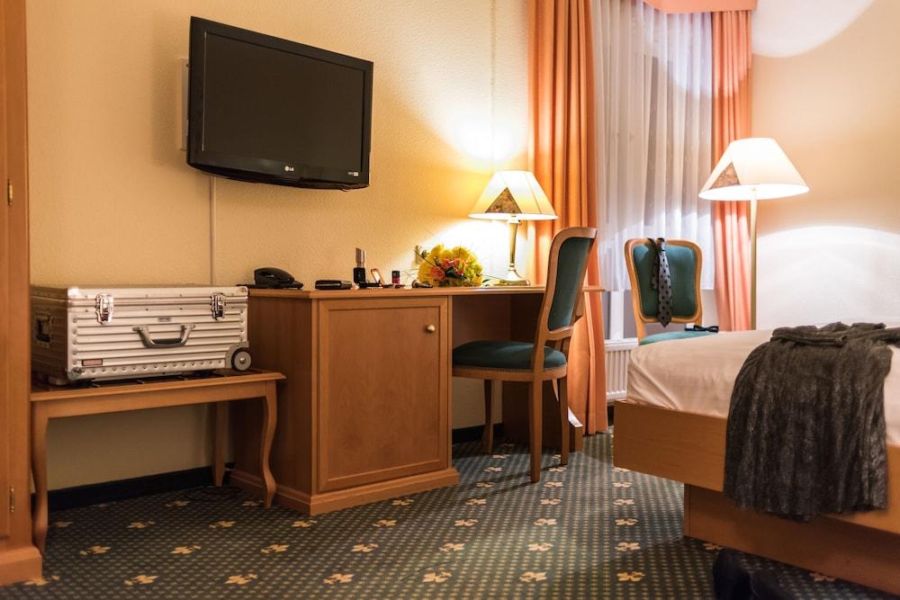 Trihotel Rostock - Wellnesshotel Adults Only Экстерьер фото